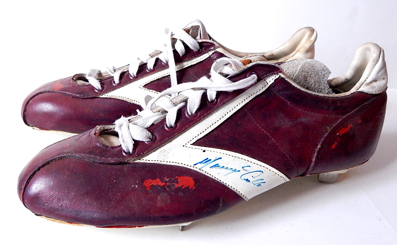 Manny Trillo Game Used Signed Brooks Vintage Baseball Cleats Phillies ...