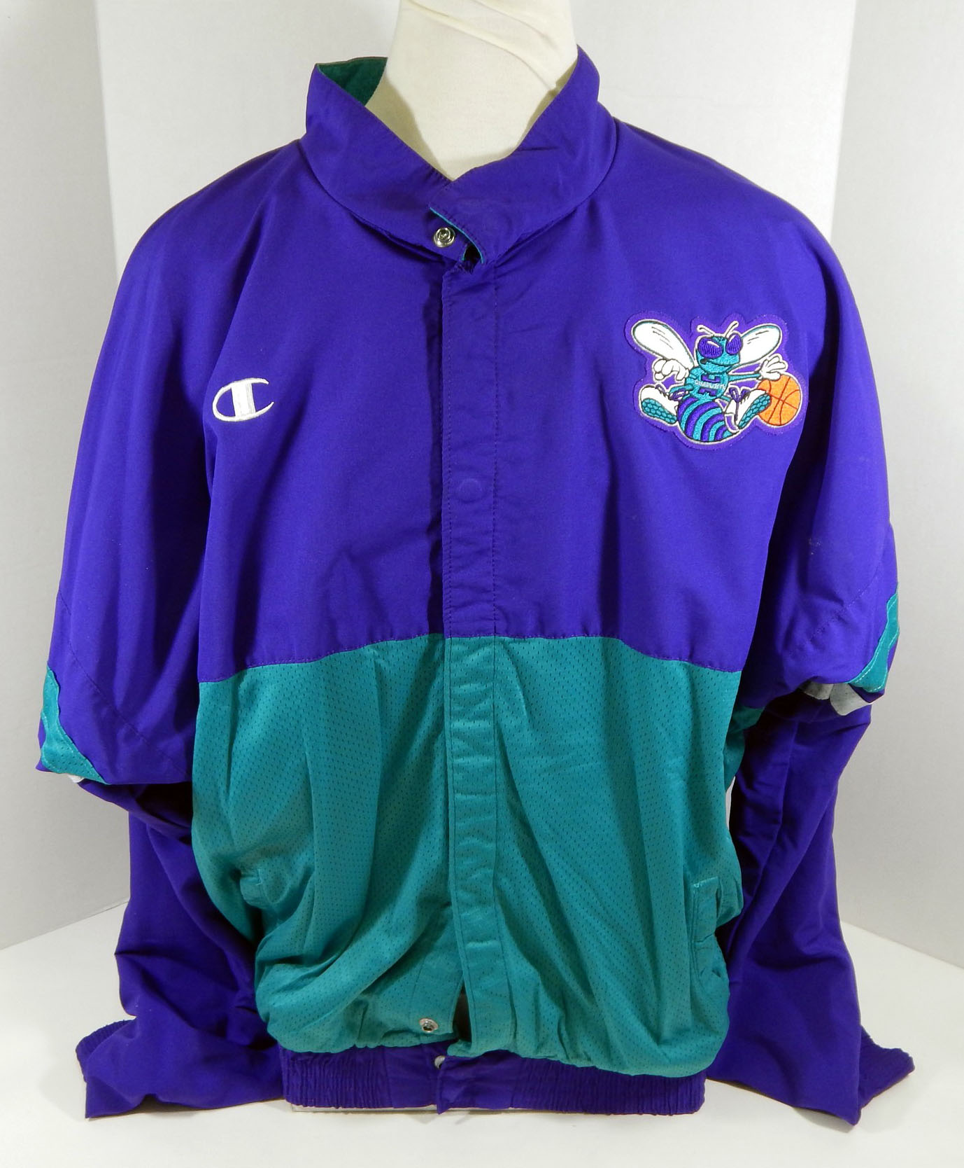 1999-00 Charlotte Direct stock discount Hornets Elden Campbell Gam Purple Today's only Used #5 Game